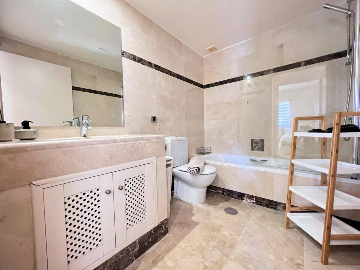 Modern 2 Bedroom Beachside Apartment Nr72 لوس الكاثاريس المظهر الخارجي الصورة